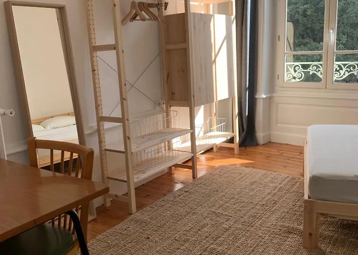 شقة Spacieux Et Lumineux Place Delille